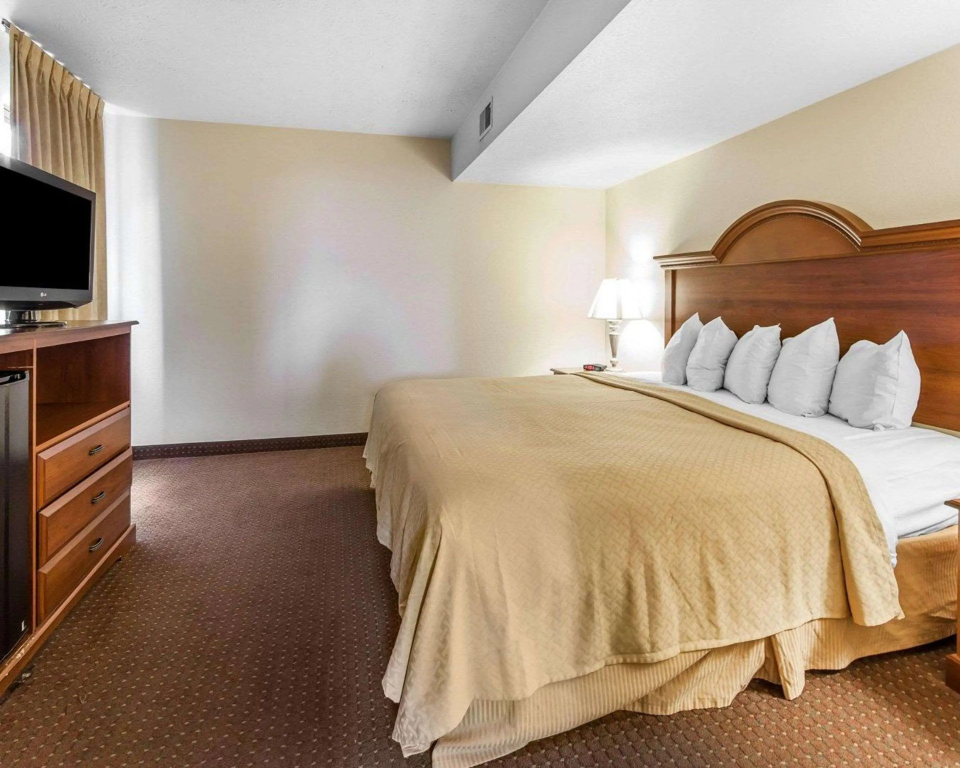Quality Inn And Suites Dollywood