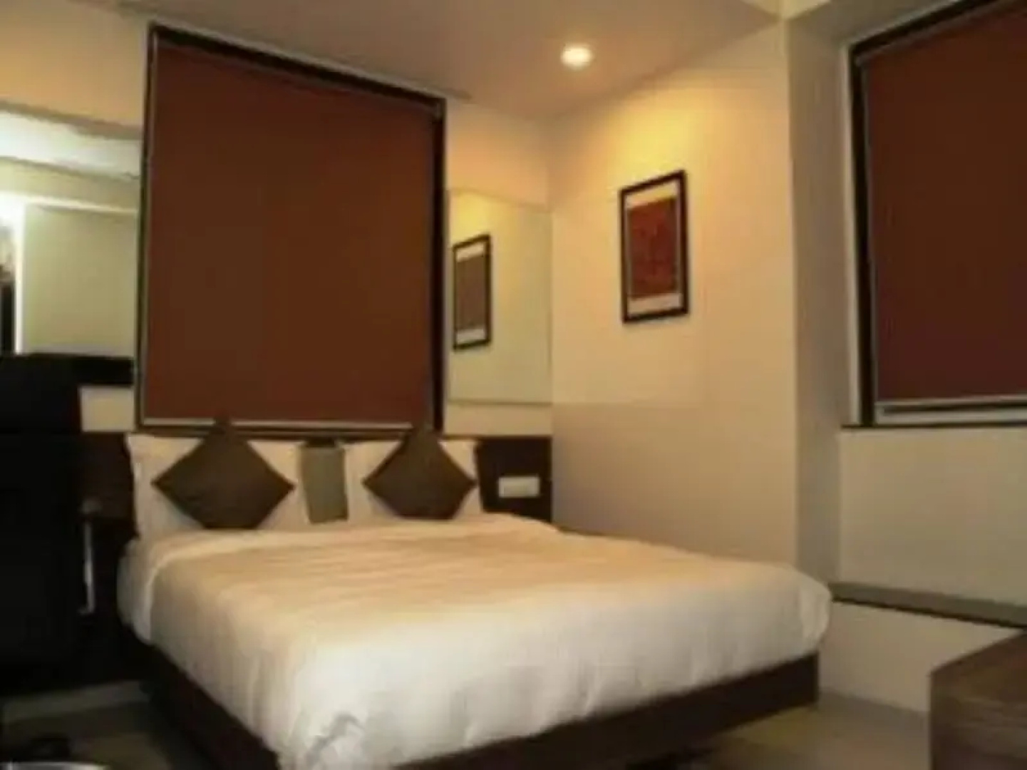 Vetro Inn