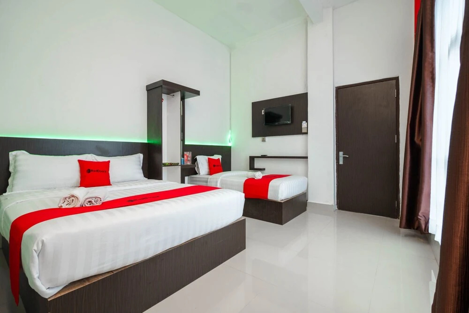 Reddoorz Syariah Plus Near Padang Luar Bukittinggi