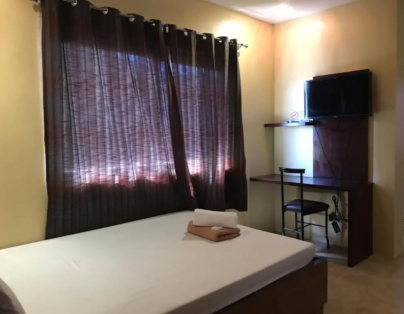 Laurien Hotel by OYO