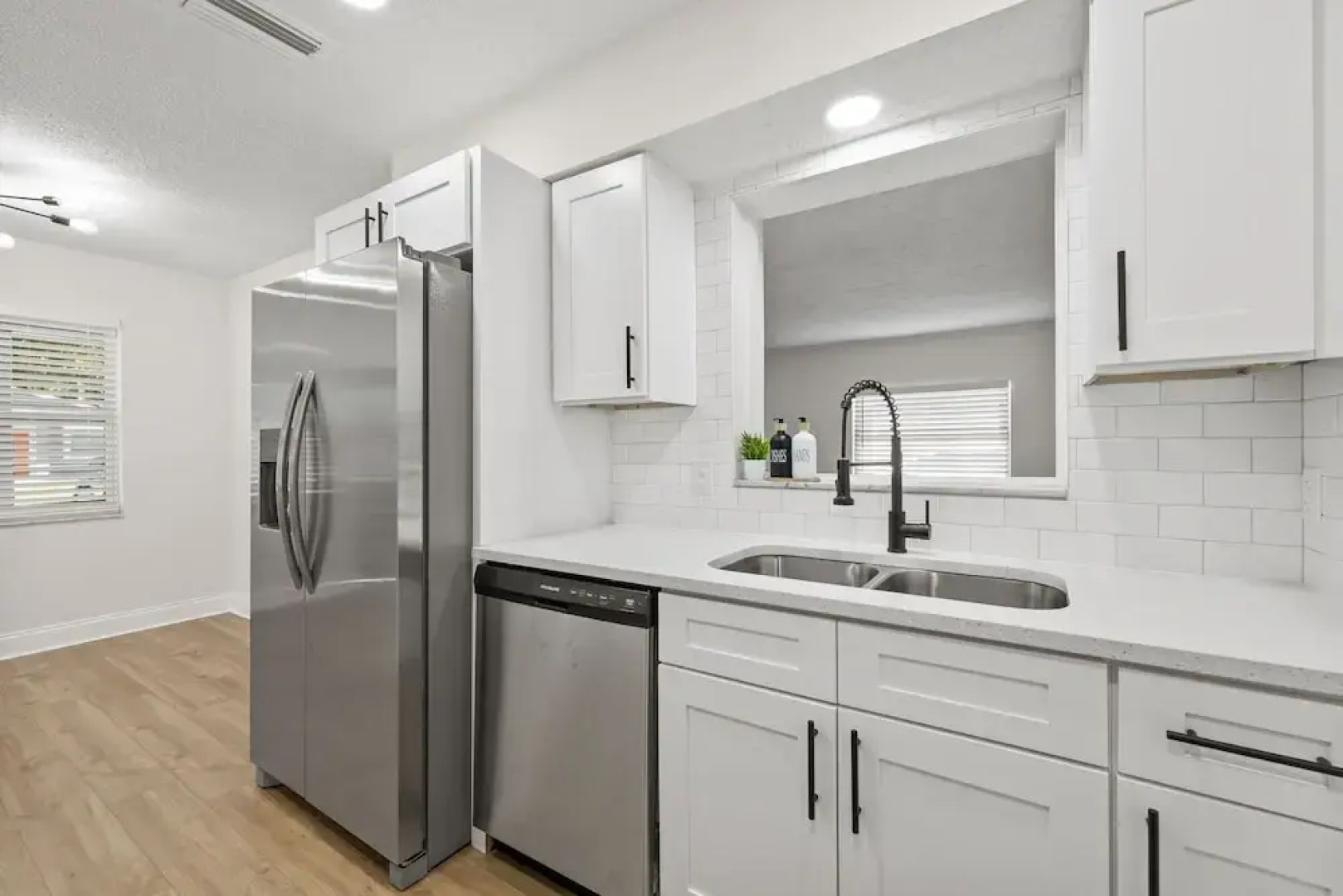 Sunny Palmetto Oasis: 4br Home With Private Pool 4 Bedroom Home by RedAwning