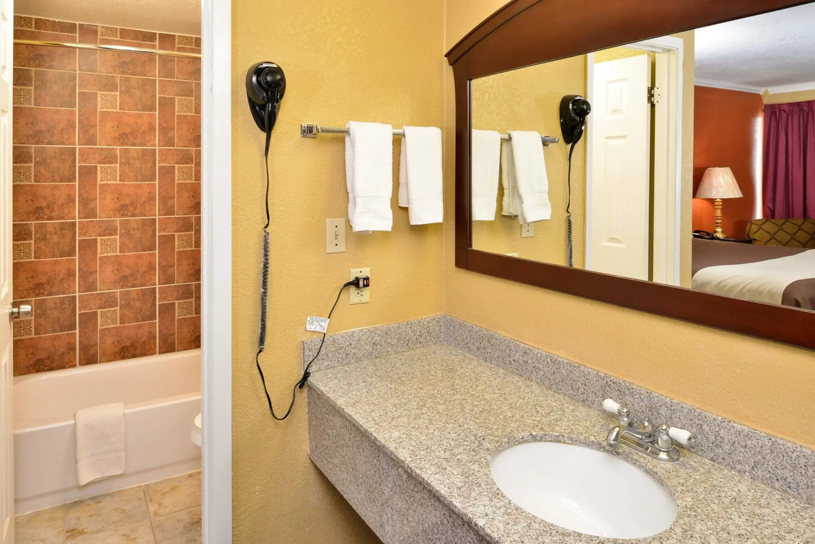 Americas Best Value Inn Schulenburg