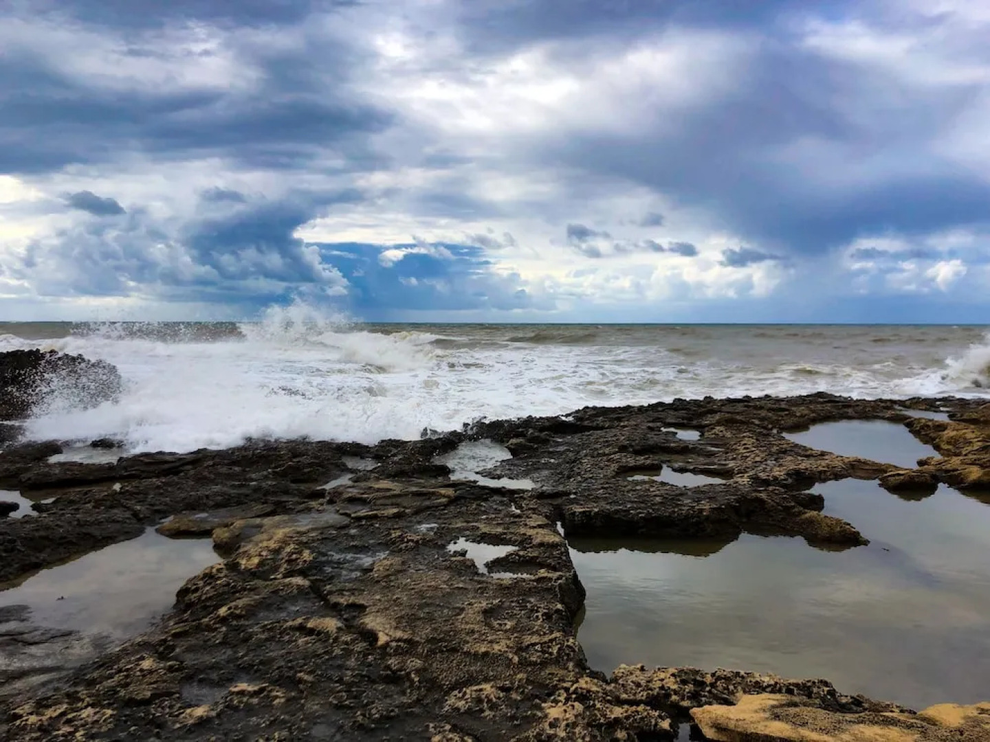 Gesher HaZiv TravelHotel