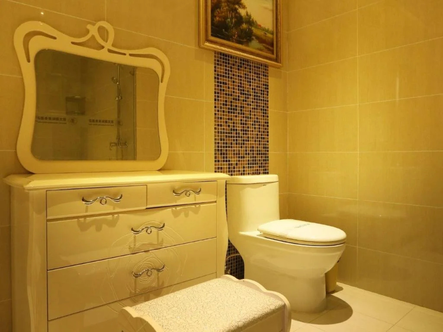 Kaiwen International Business Hotel