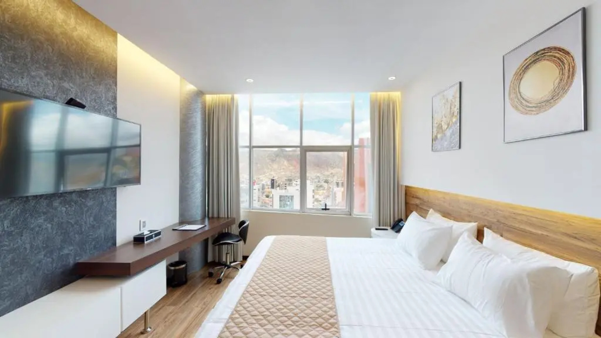 Hotel La Peonía S.R.L.