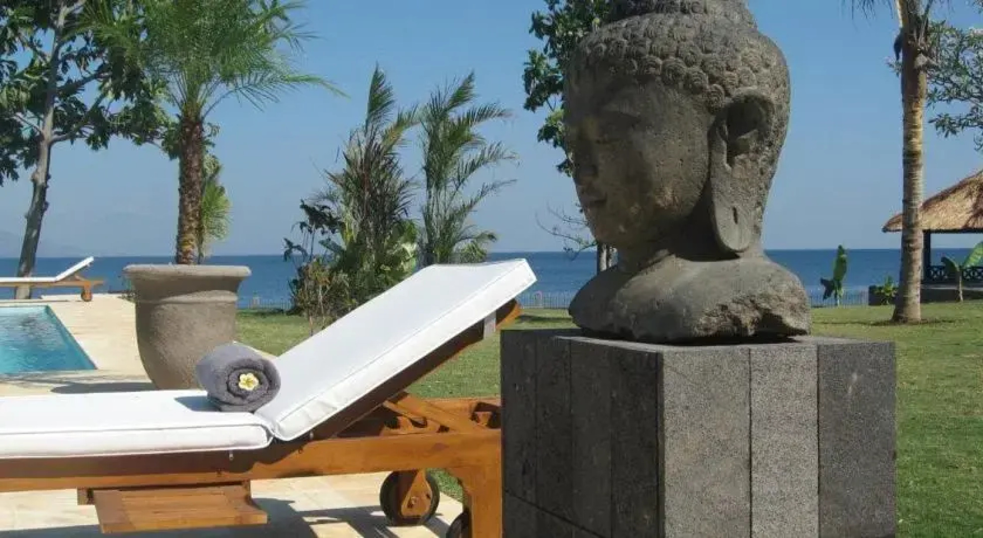 Kundalini Beach Houses