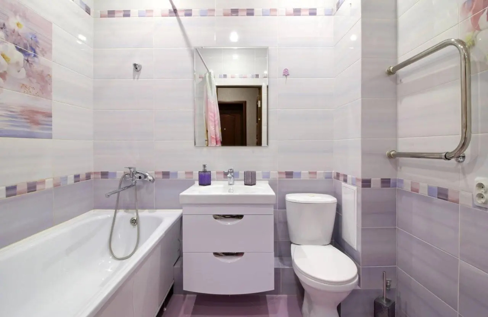 Апартаменты на улице Короленко 4