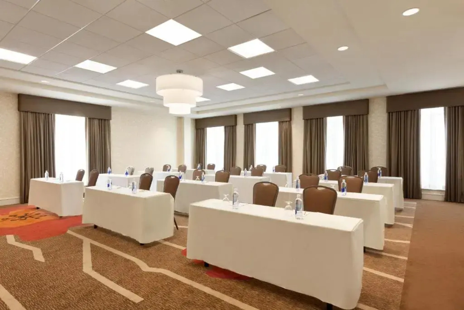 Hilton Garden Inn Boston Logan Airport