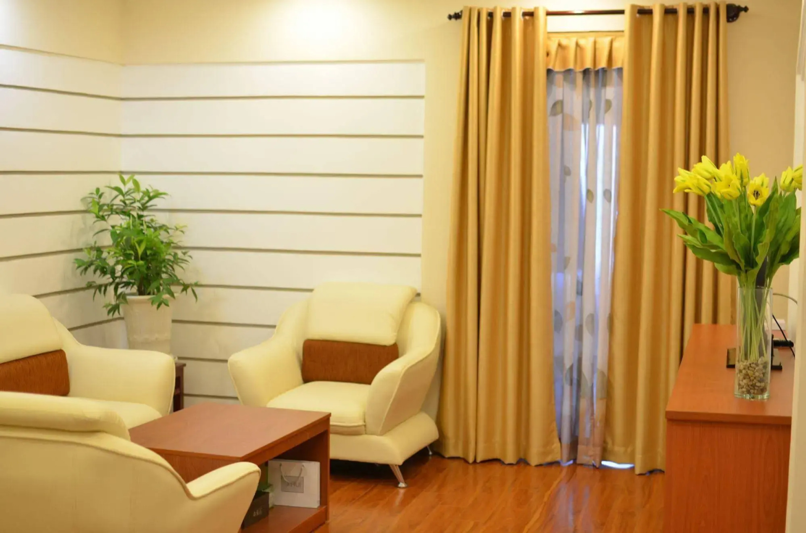 Asian Hotel