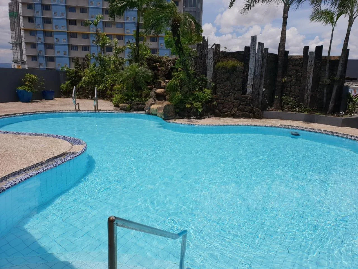 Imperial Palace Suites