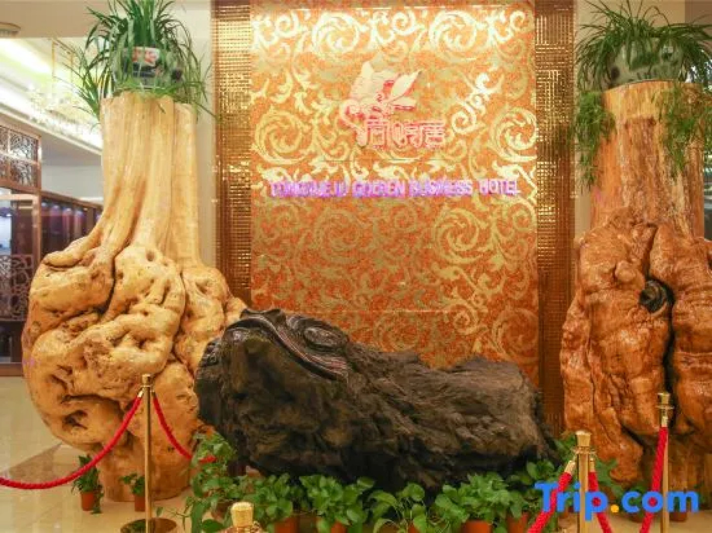 Tongyueju Gold Business Hotel