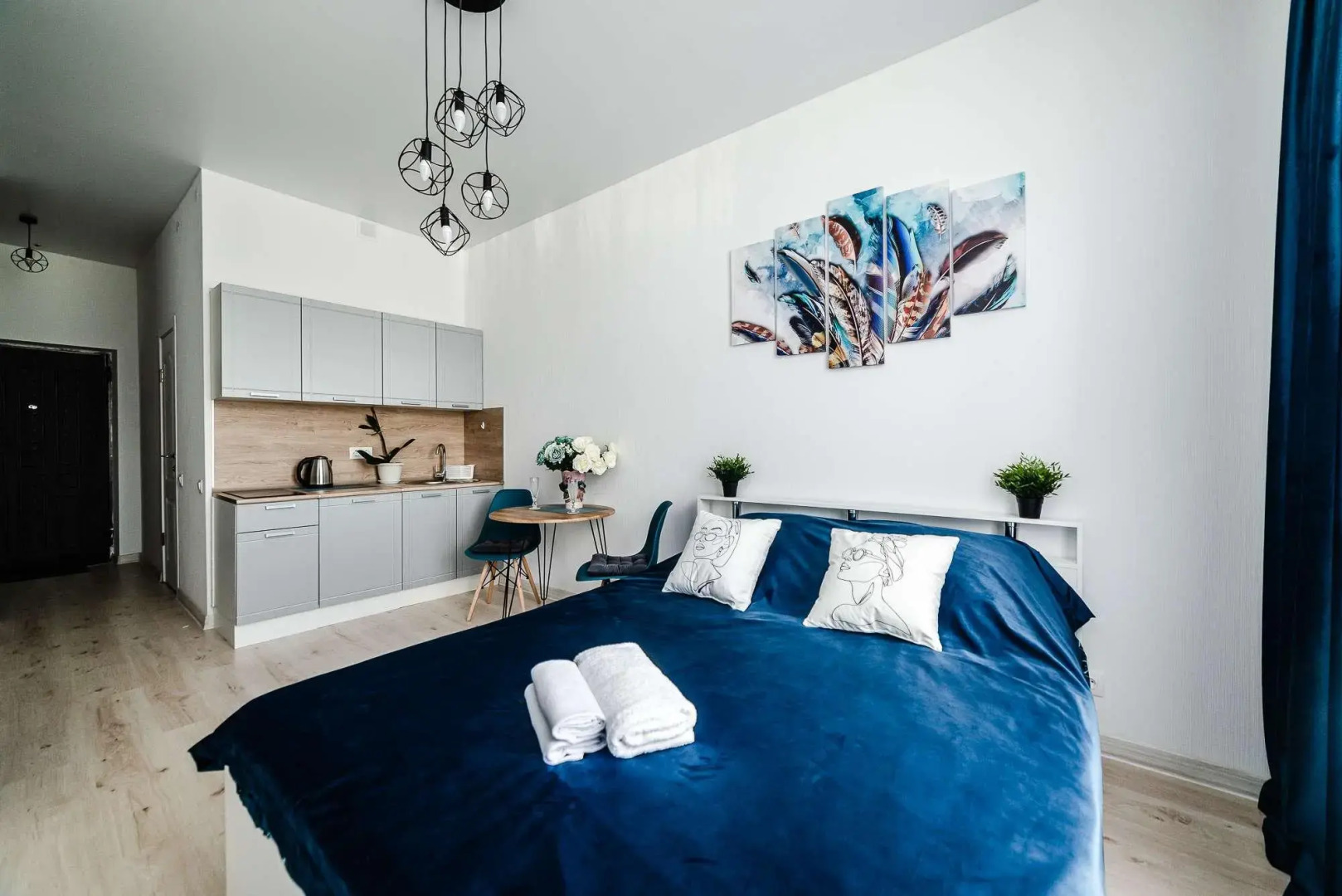 Апартаменты на бульваре Зелёные Аллеи 11