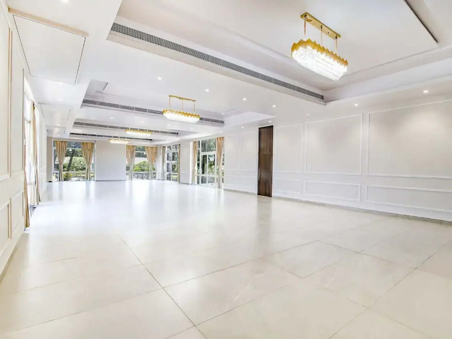 Silver Oak Tropical Resort By Bay Hotels