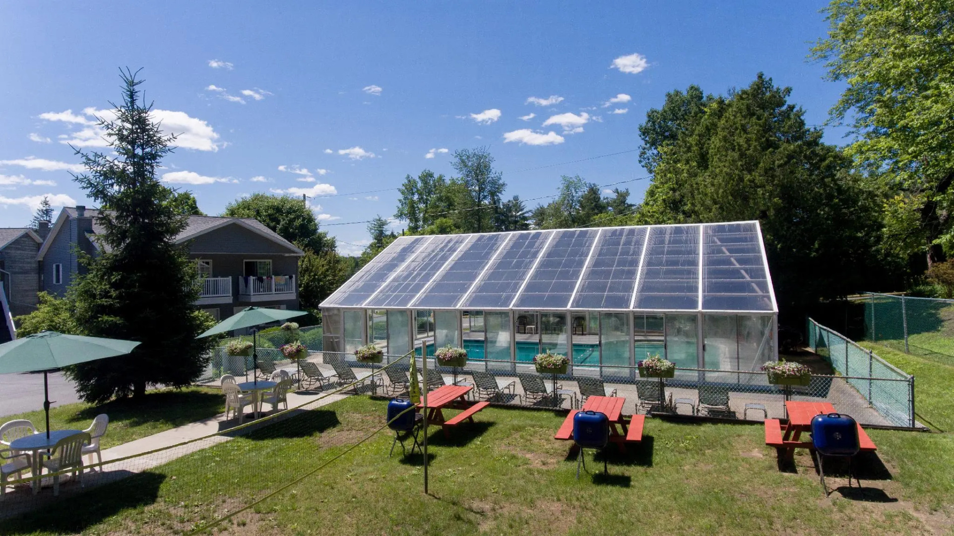 Adirondack Retreat Inn & Suites