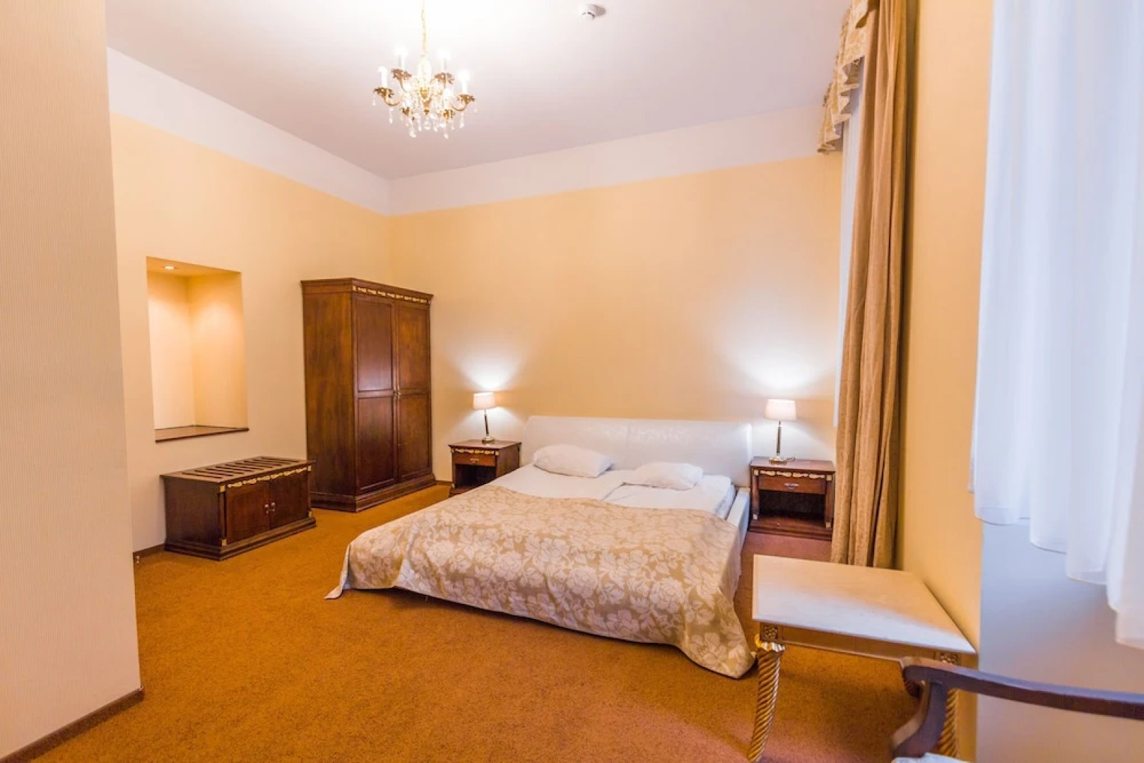 Отель Garden Palace