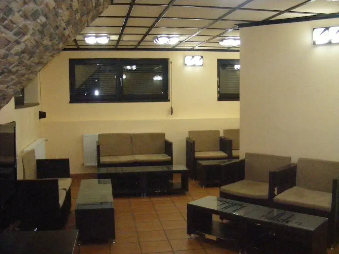 Hillden Lodge & Restaurant