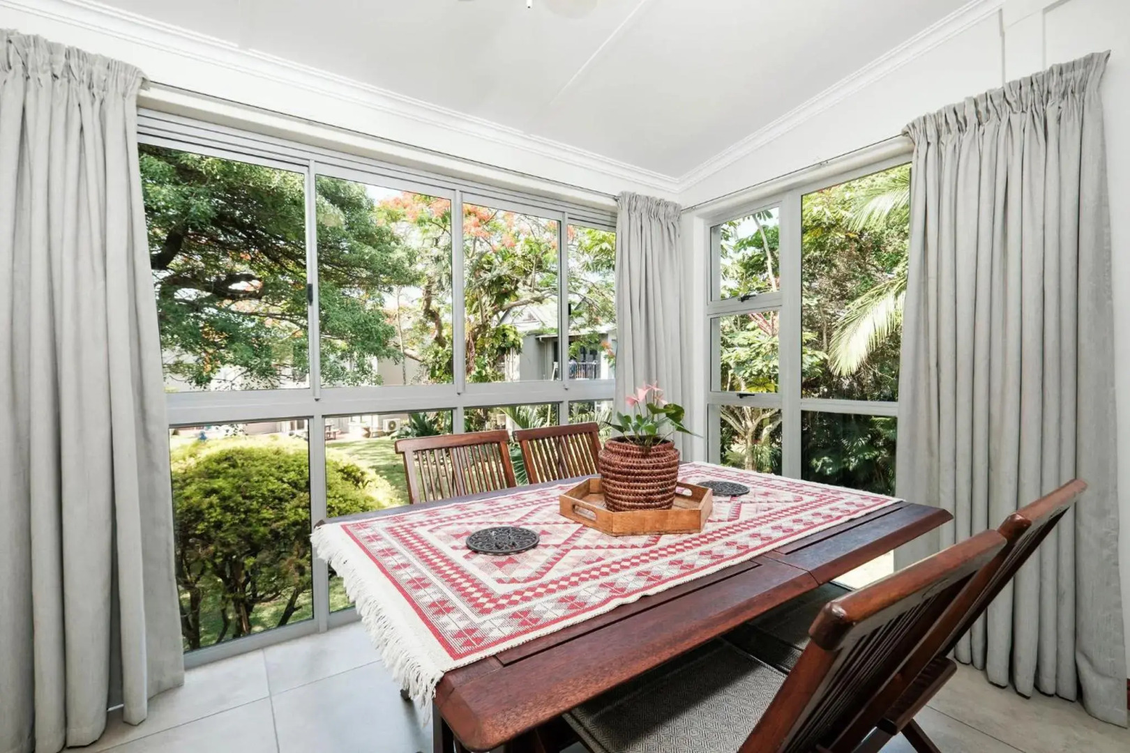 The Bridge 19 - Self Catering