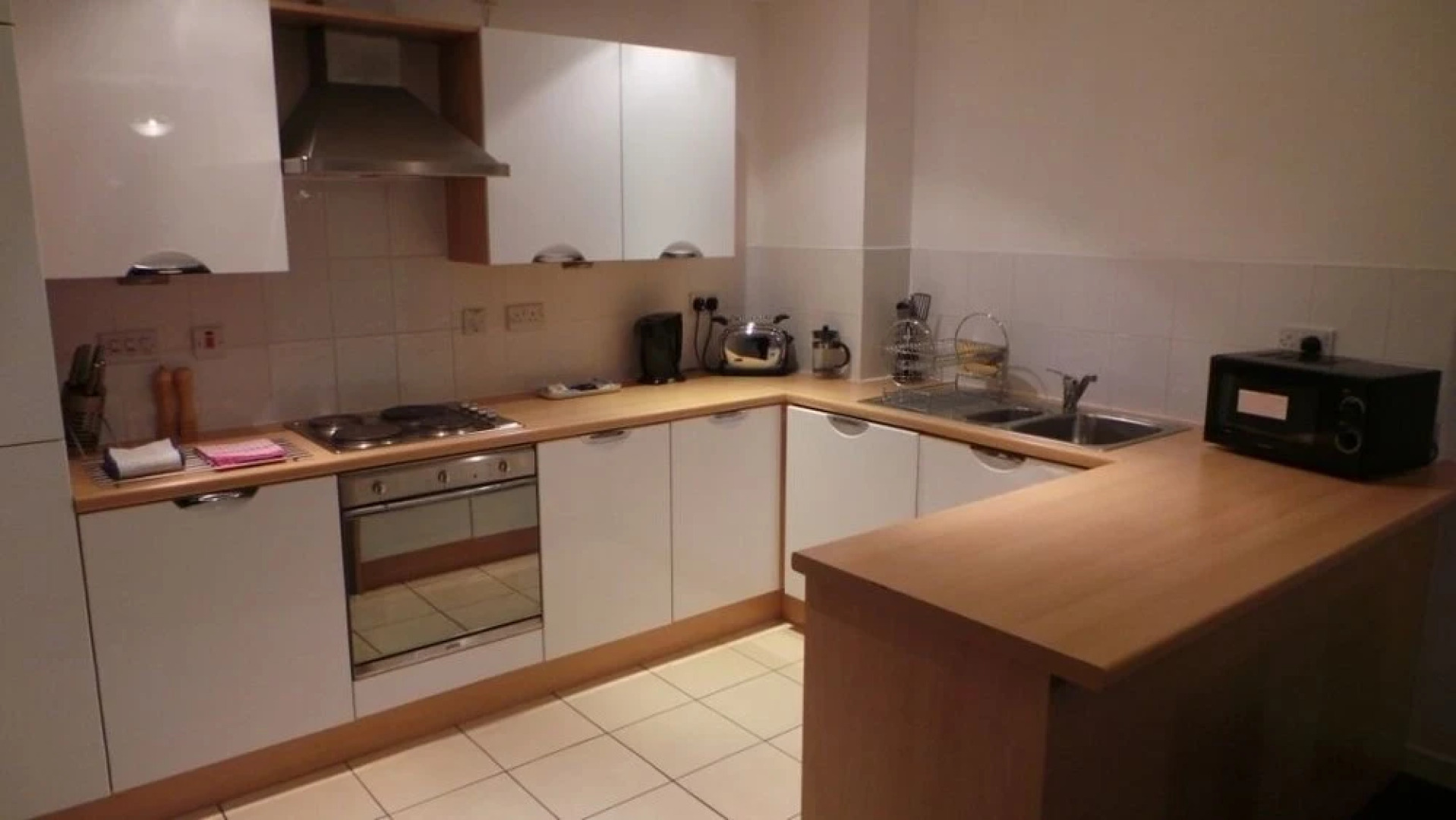 City Crash Pad - Cathedral Quarter Apts