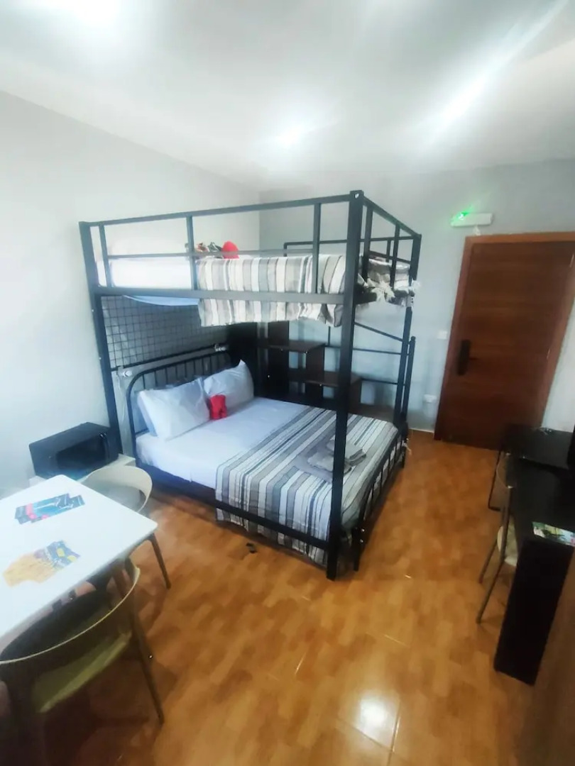 Jessica flat B&B in holiday and business