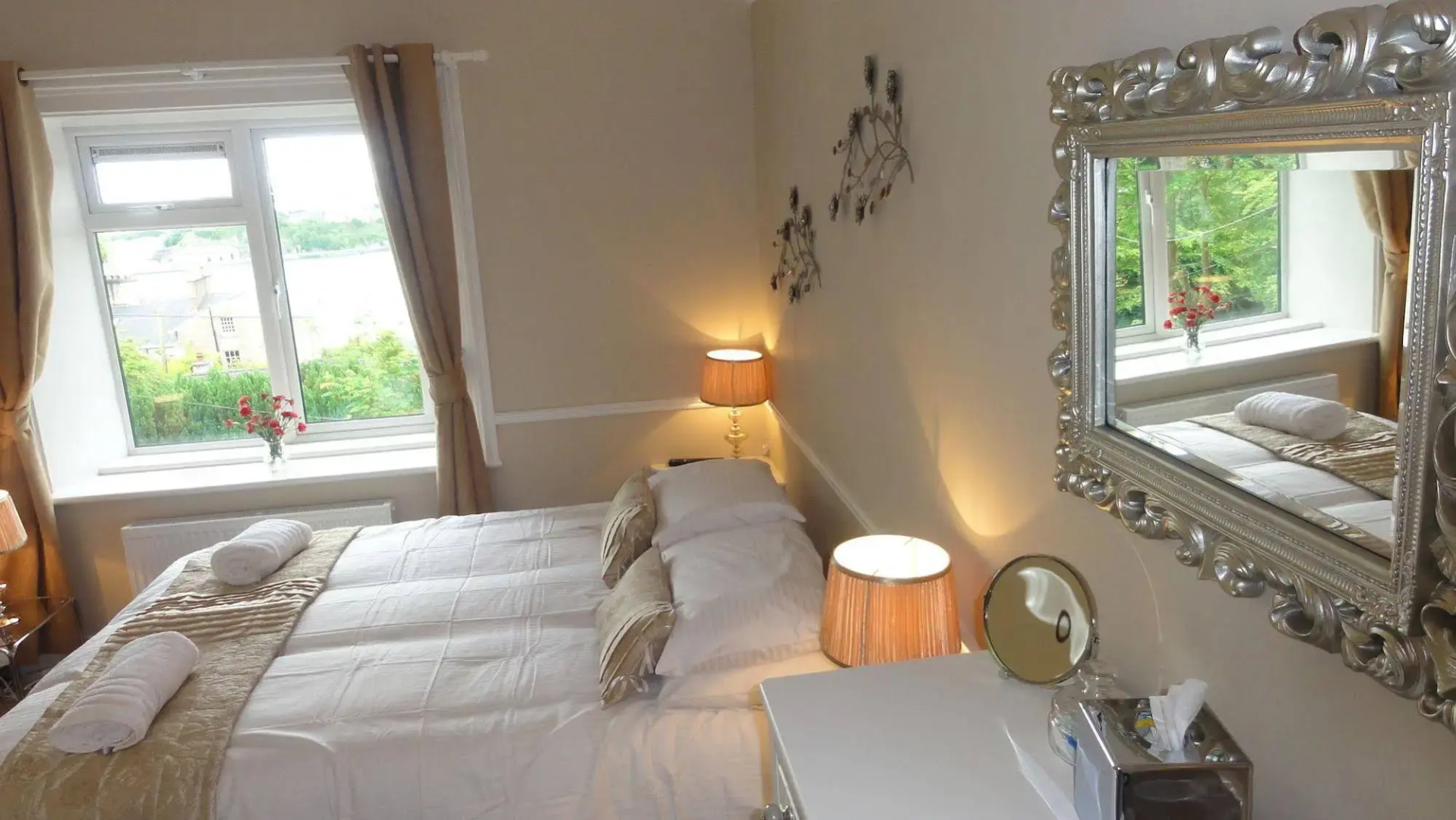 Robin Hill House