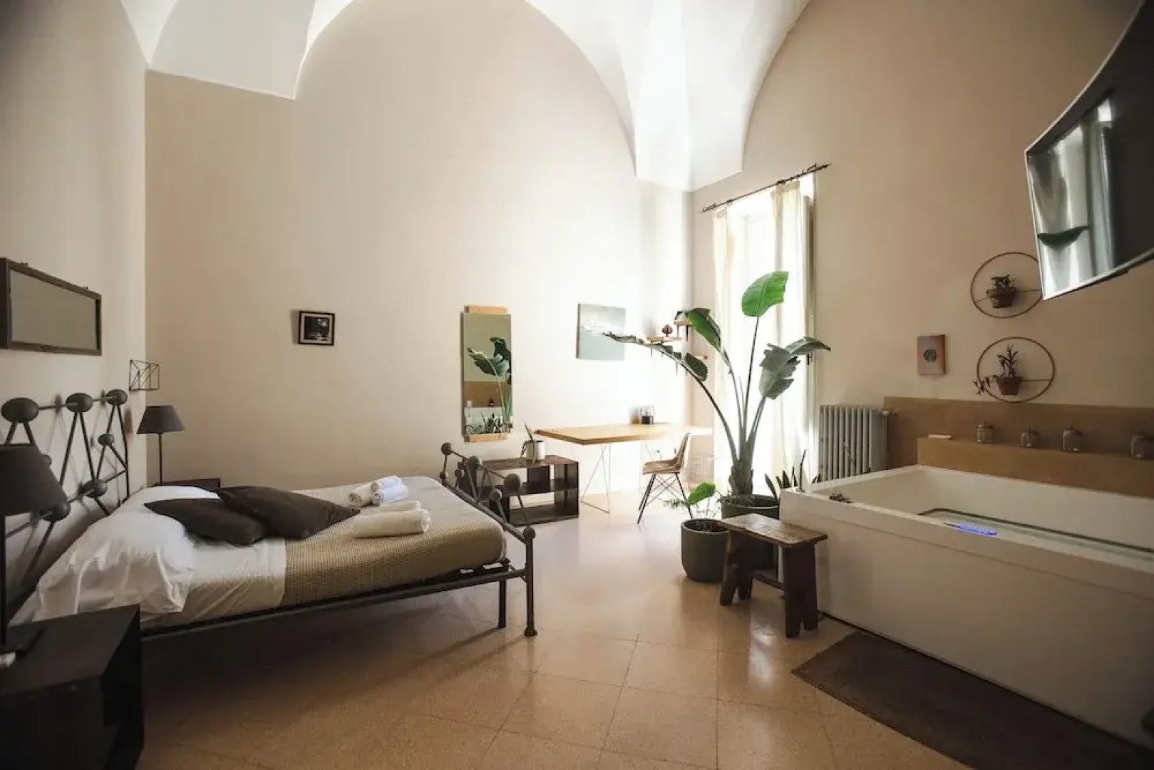 4Brooms Boutique B&B