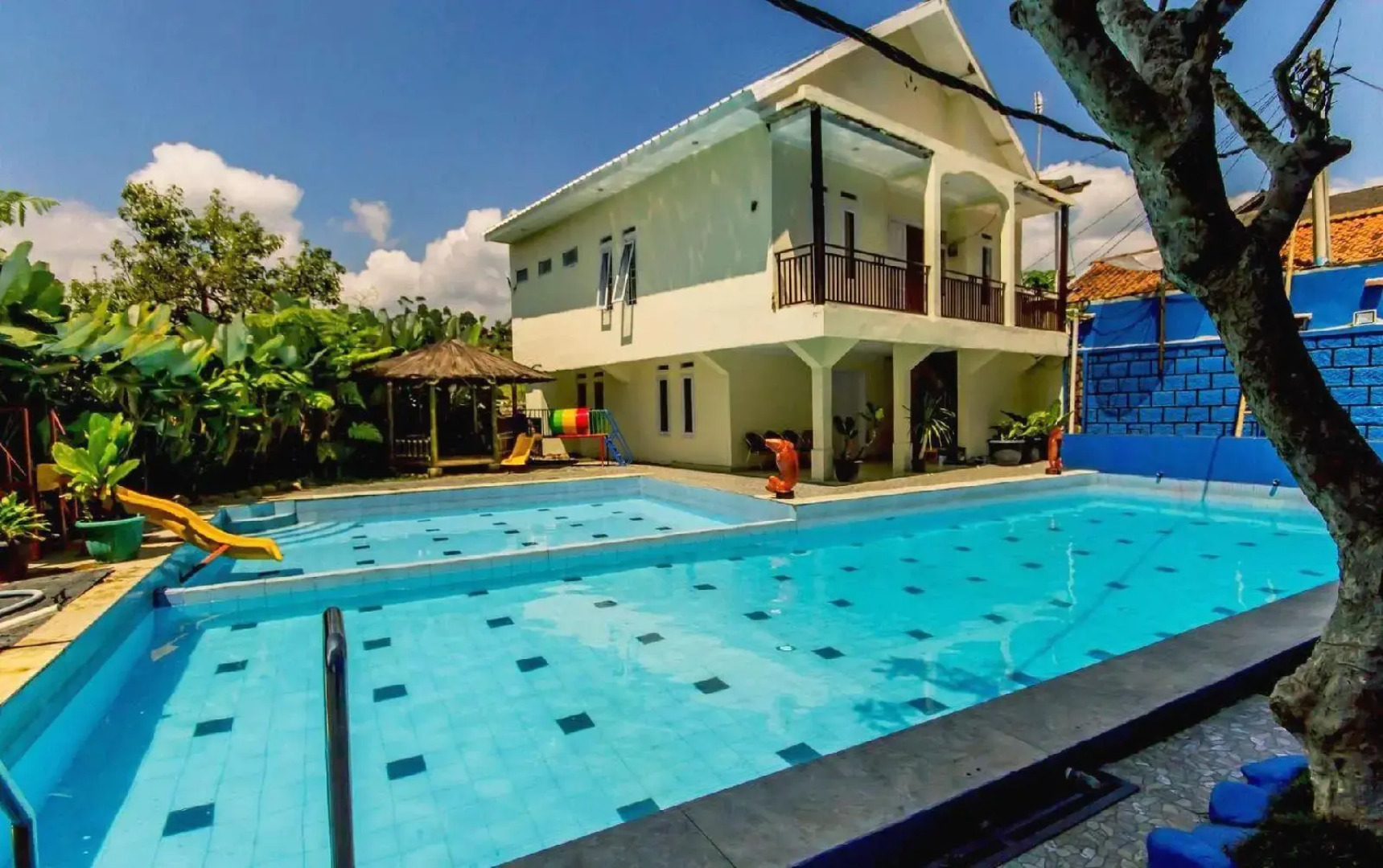 Albis Hotel Ciwidey Bandung