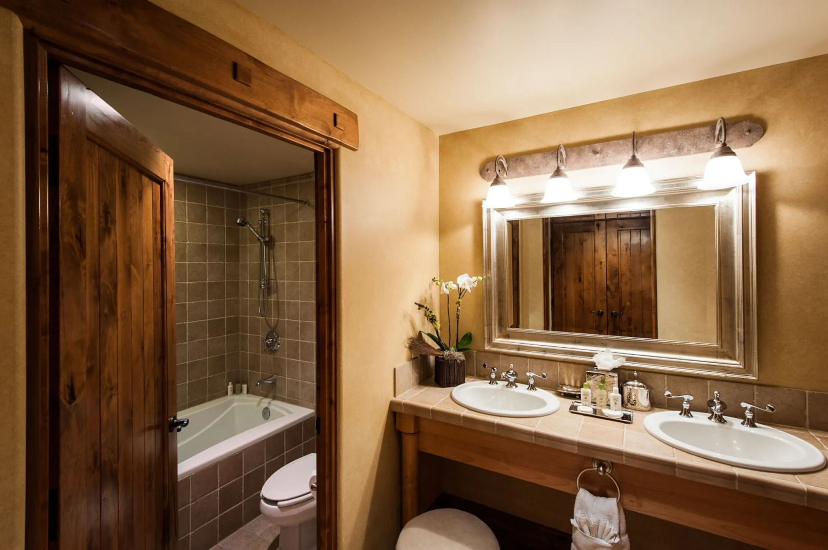 The Chateaux Deer Valley