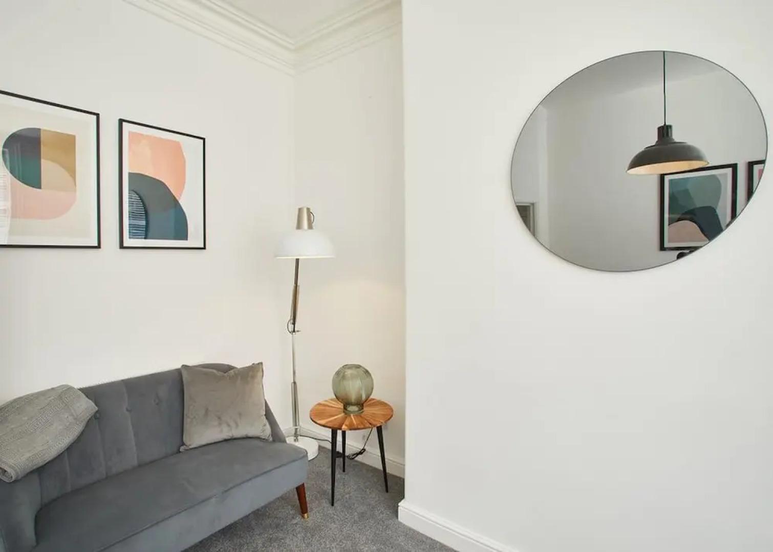 The Ruby Retreat Apartment