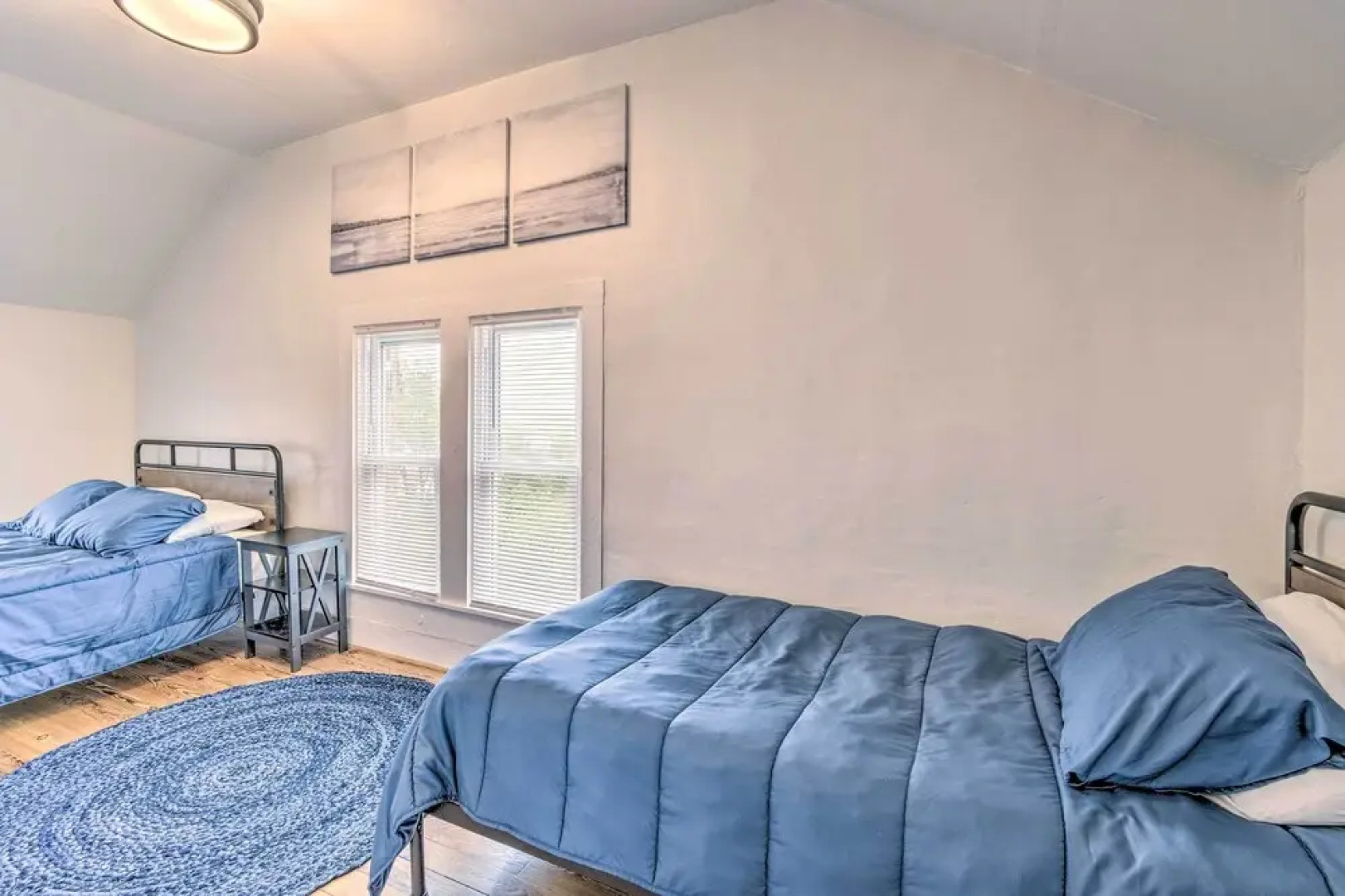 Watkins Glen Lakeview Cottage w/ Waterfall!