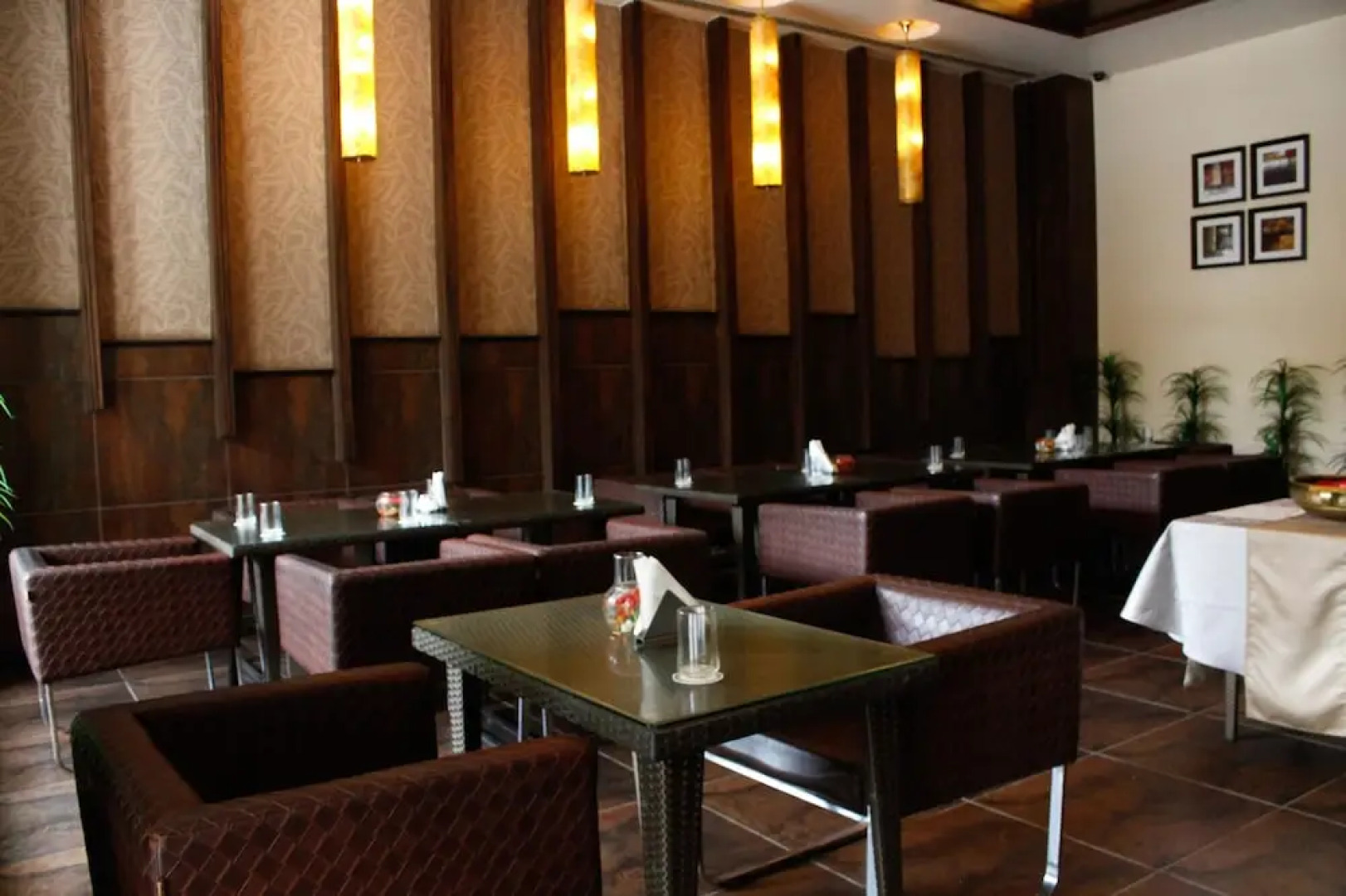 OYO 1533 Resort near Barabati Stadium