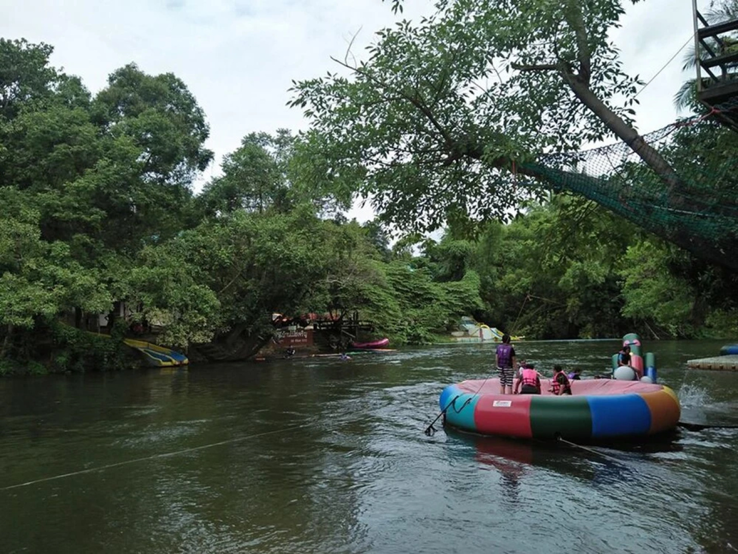 Fuengfahsangmanee Resort