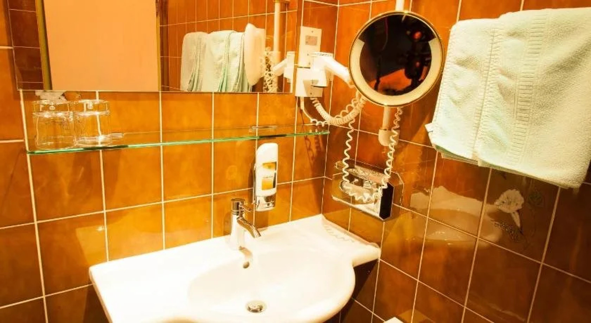 Turmhof Breitenbrunn