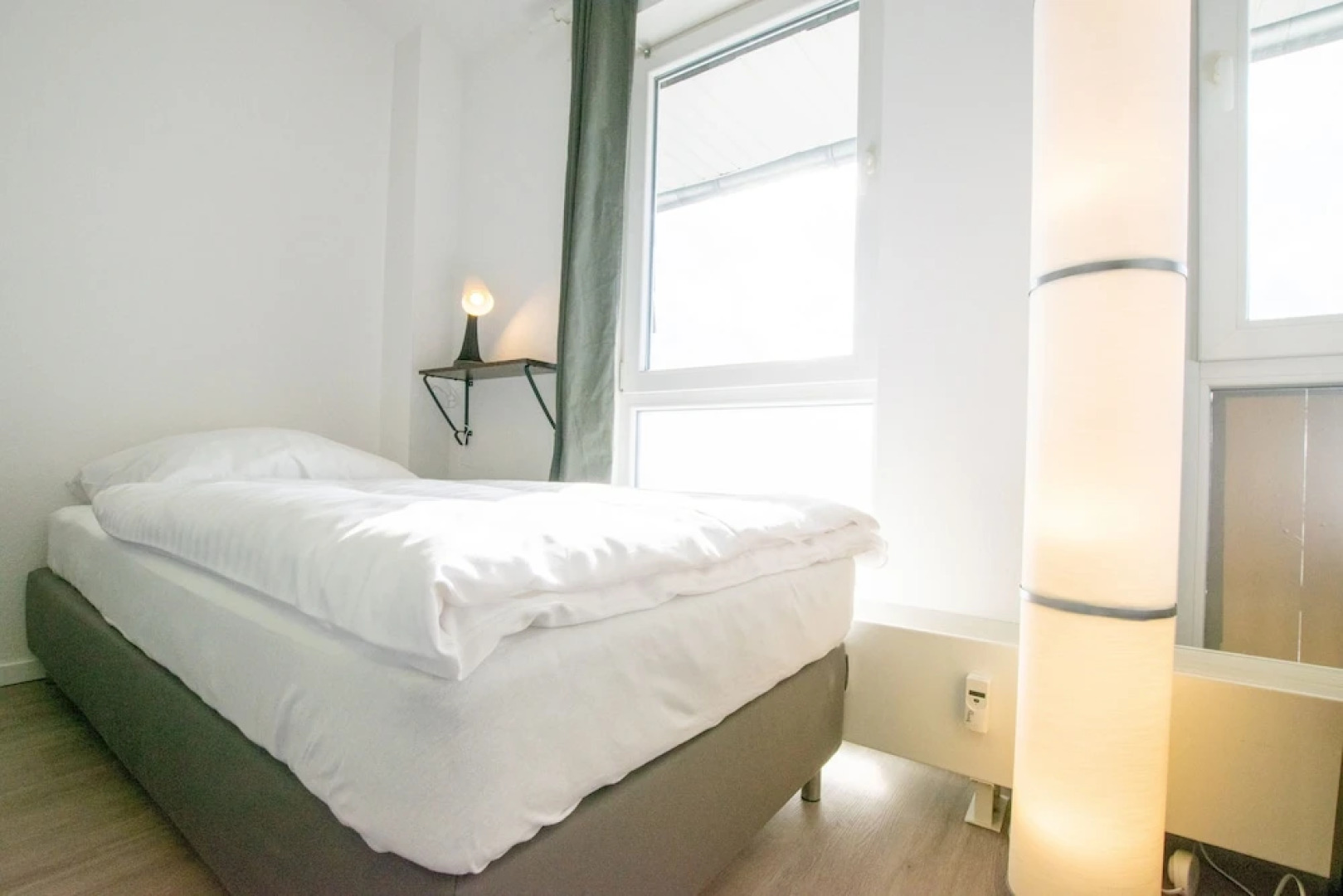 Tolstov-Hotels Airport 3 Room City Apt.