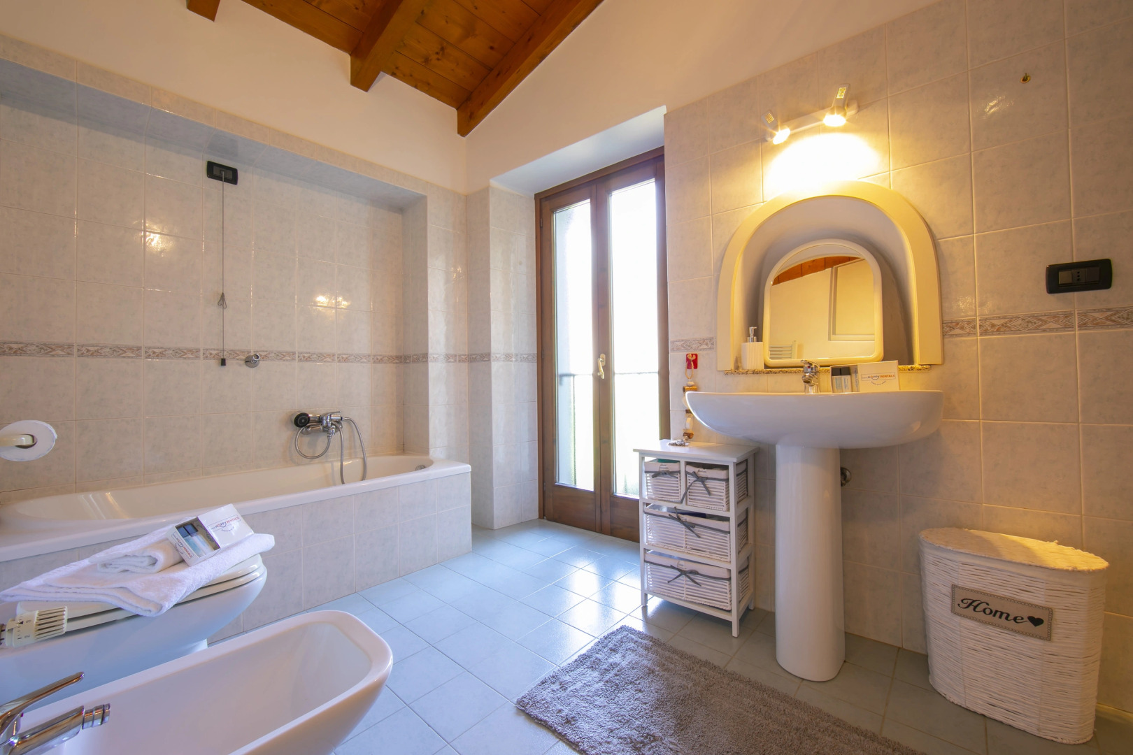 Suna Beach Apartment