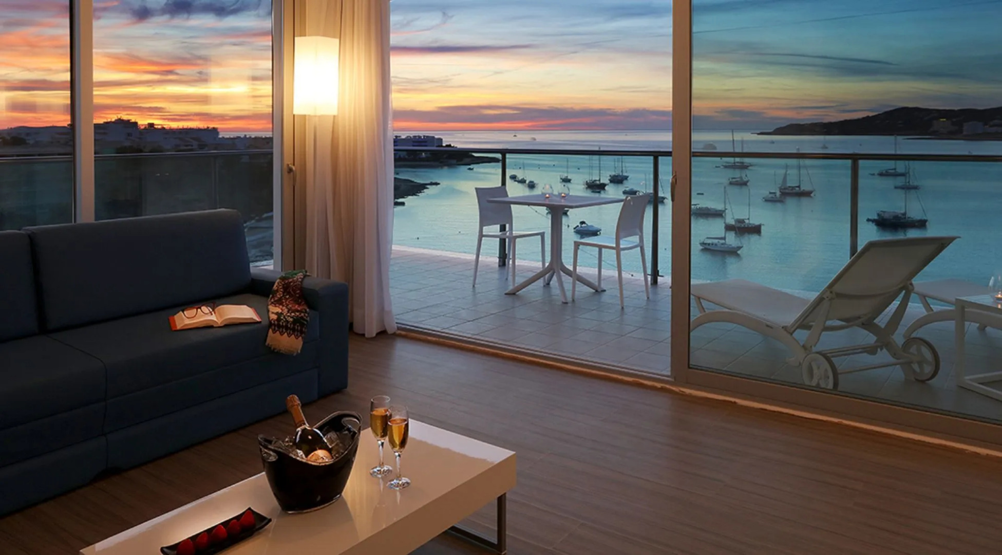 Отель AxelBeach Ibiza Spa & Beach Club - Adults Only Hotel