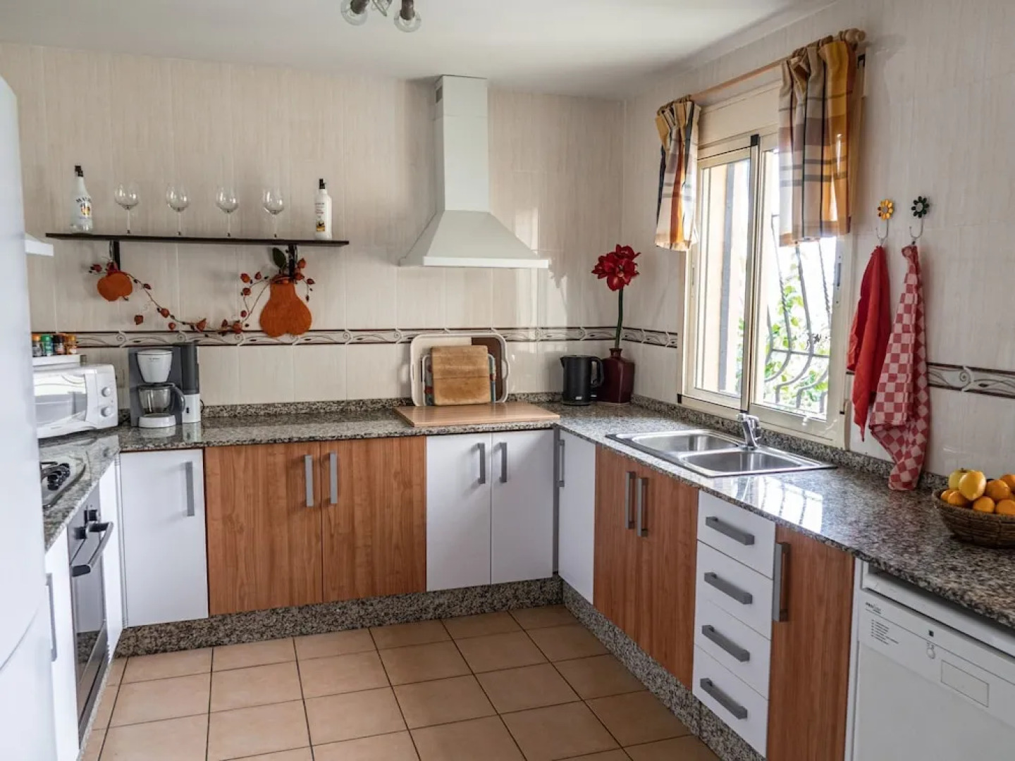 Child-friendly and Pet-friendly Villa in Chella With Private Swimming Pool