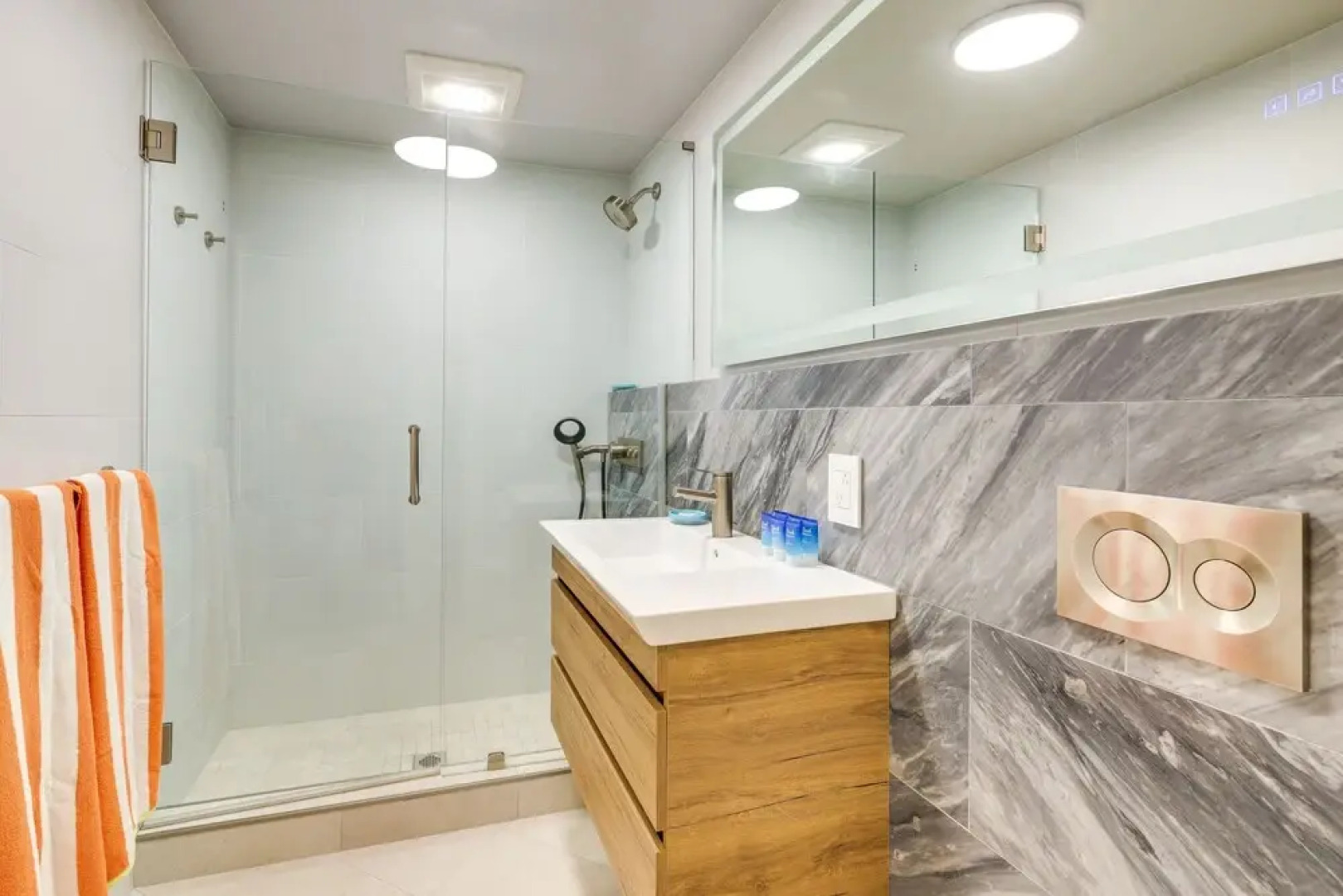 Idyllic Cape Cod Gem w/ Beach Access & Bay Views