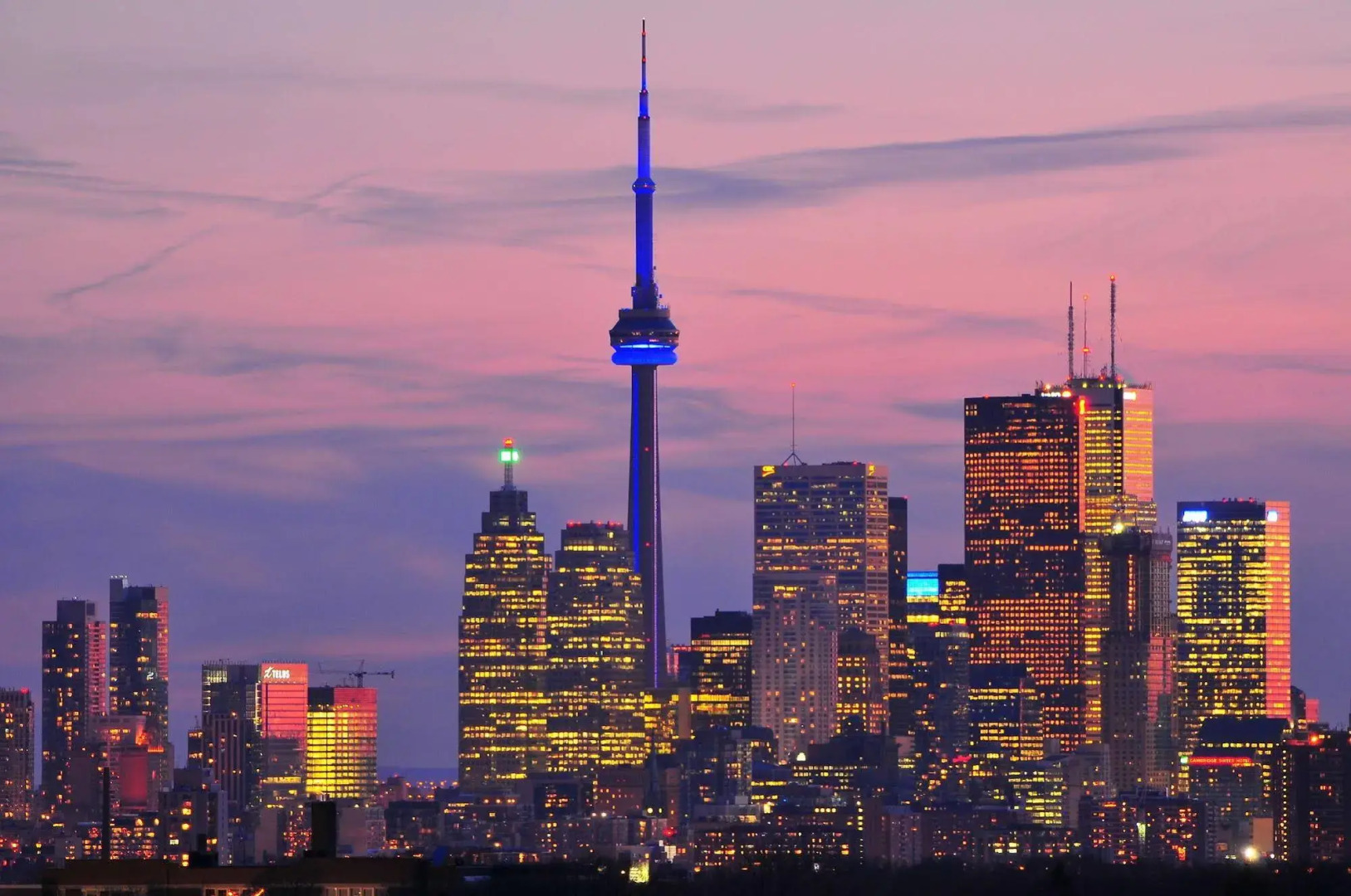 Park Suites Toronto Front Street West