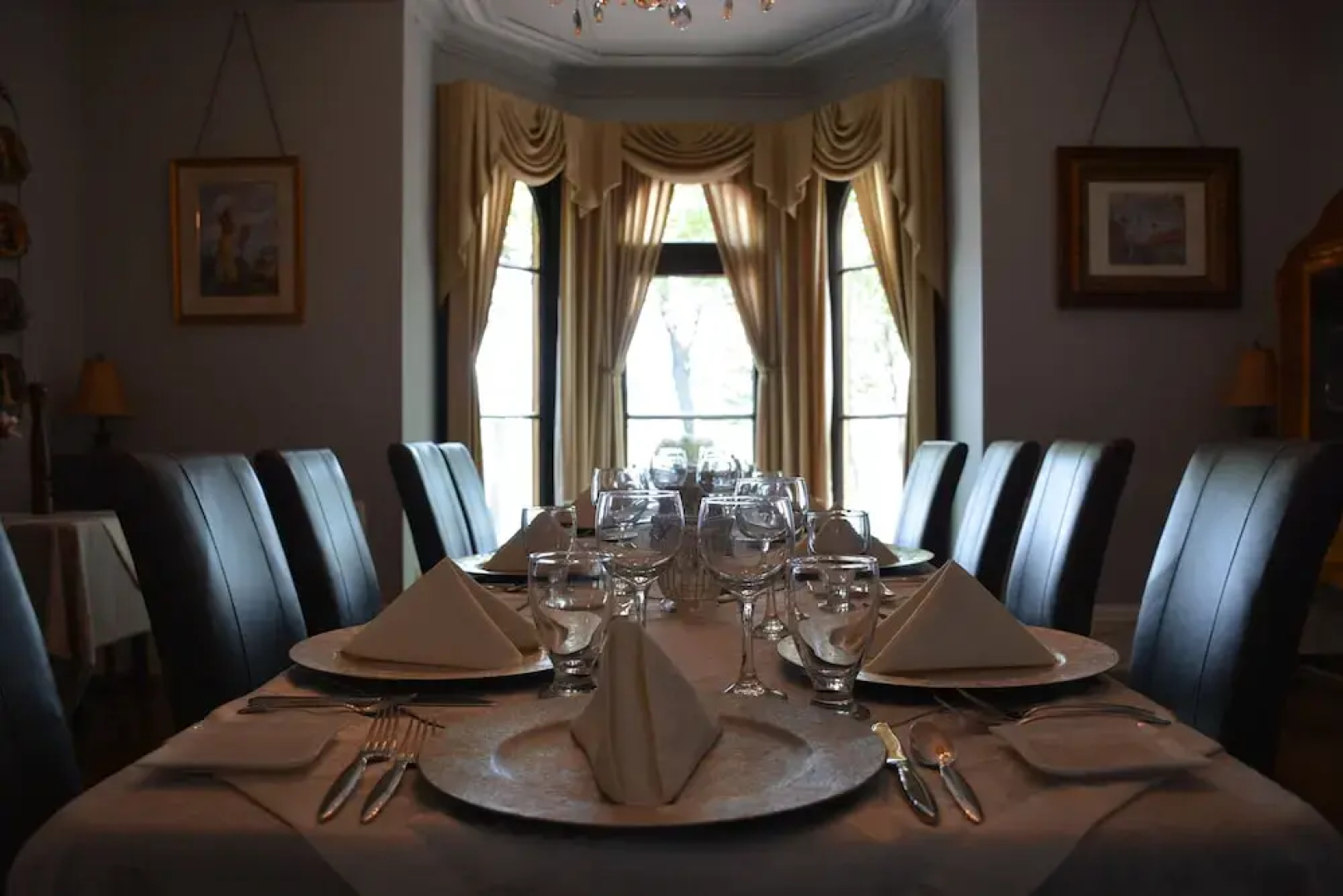 Rose Manor Inn B & B