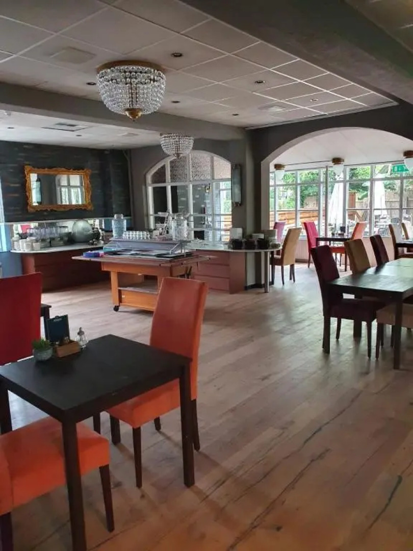 Отель Joli Bergen