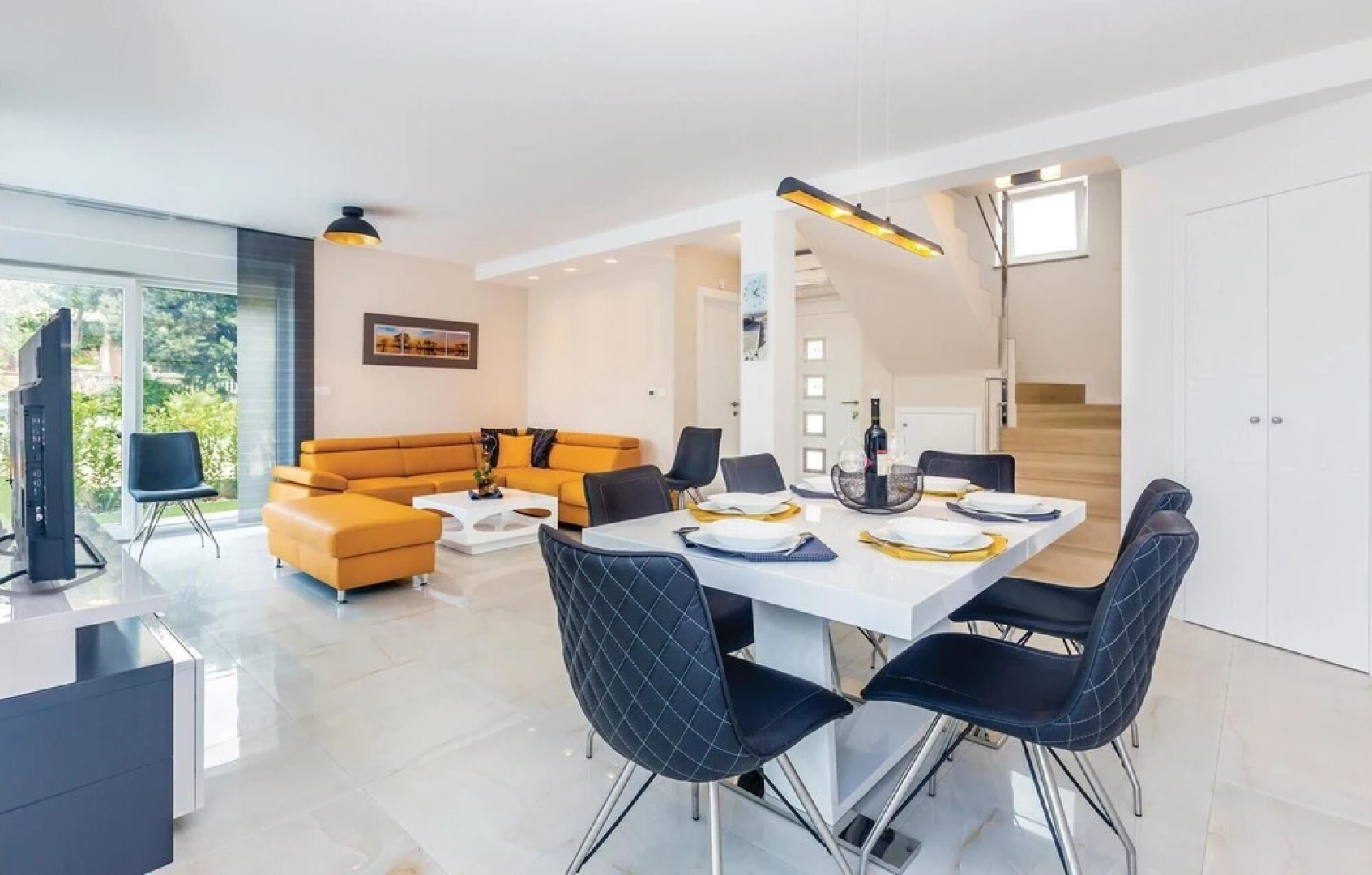 Beautiful Home in Malinska with Hot Tub, 3 Bedrooms & Sauna