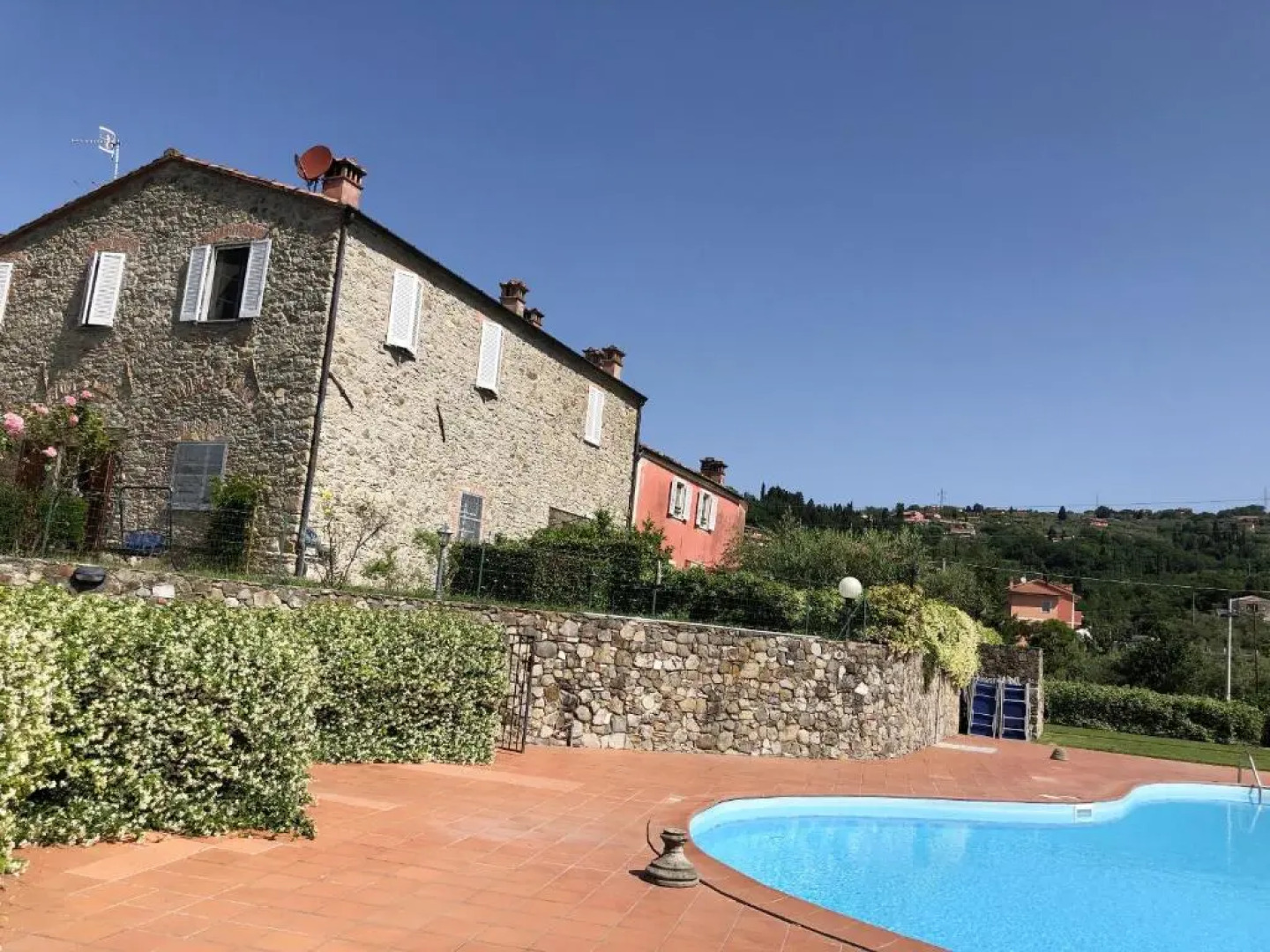 2 bedrooms appartement with sea view shared pool and enclosed garden at Borghetto melara 6 km away from the beach