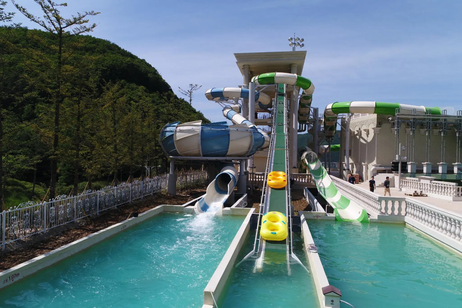 High1 Grand Hotel Convention Tower