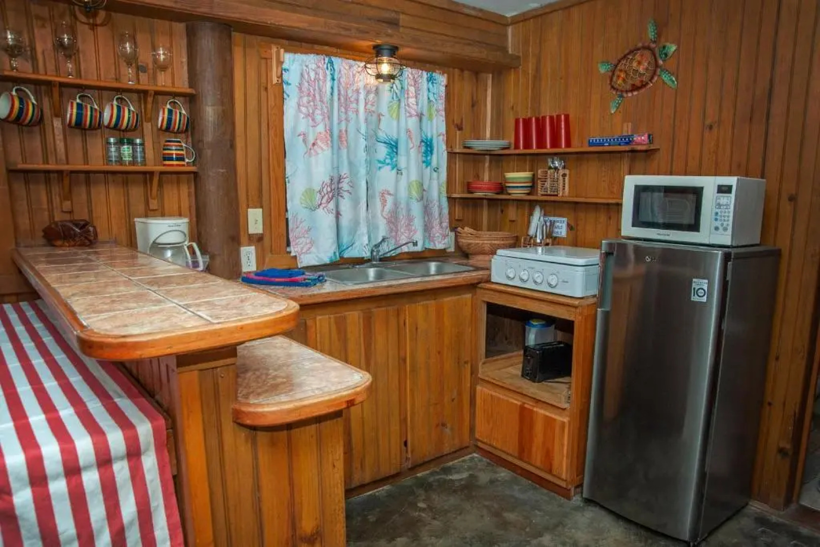 Blue Island Divers Casa Descanso