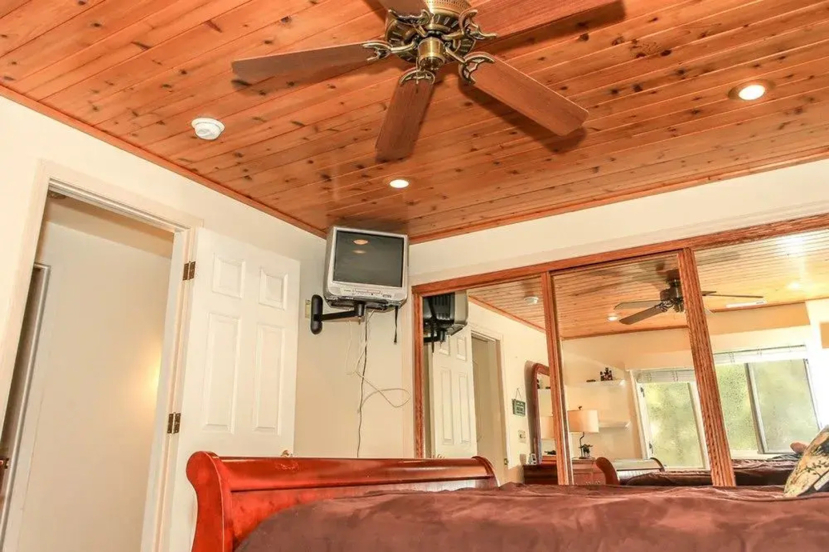 A Jack and Tens Resort