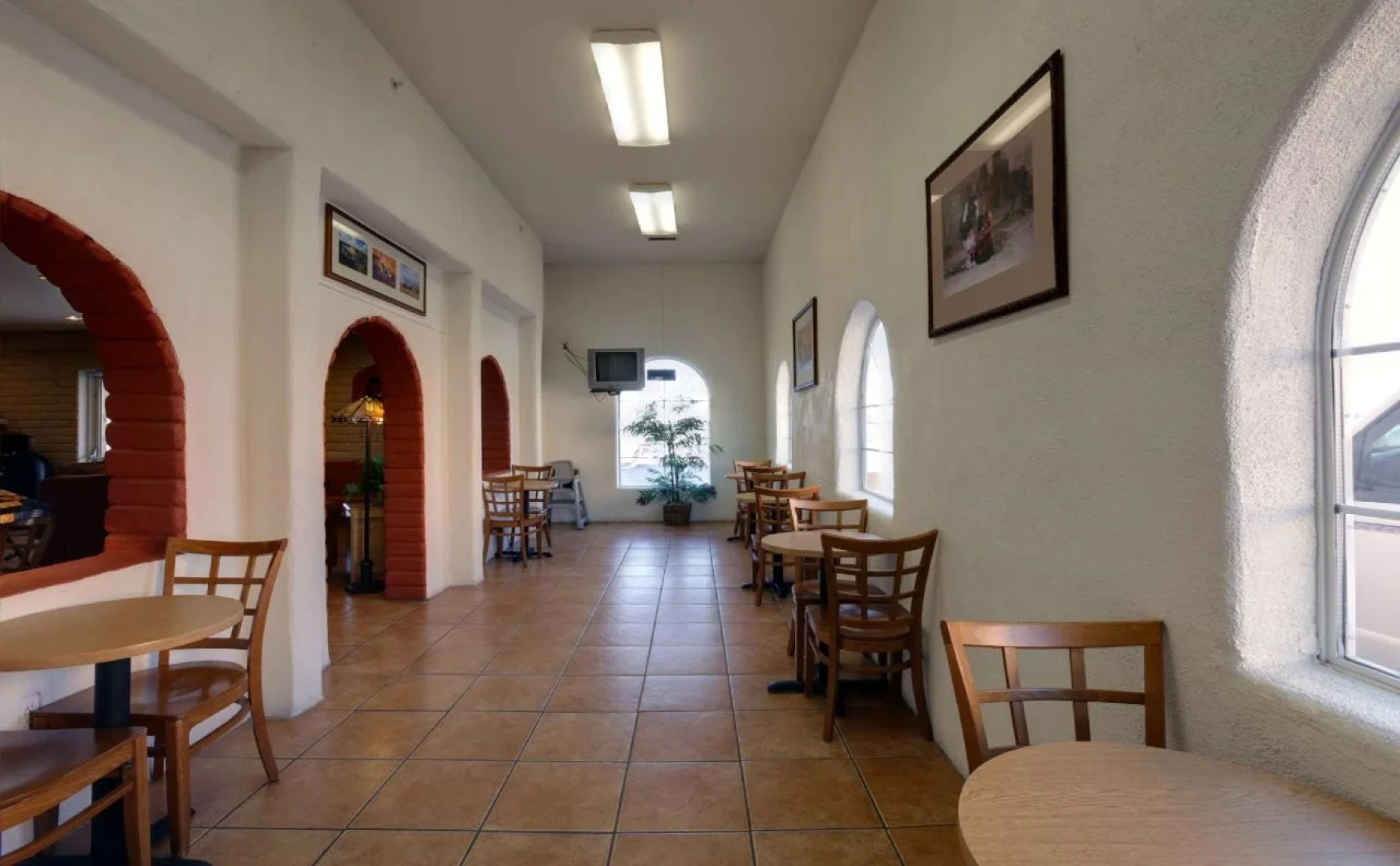 Americas Best Value Inn and Suites