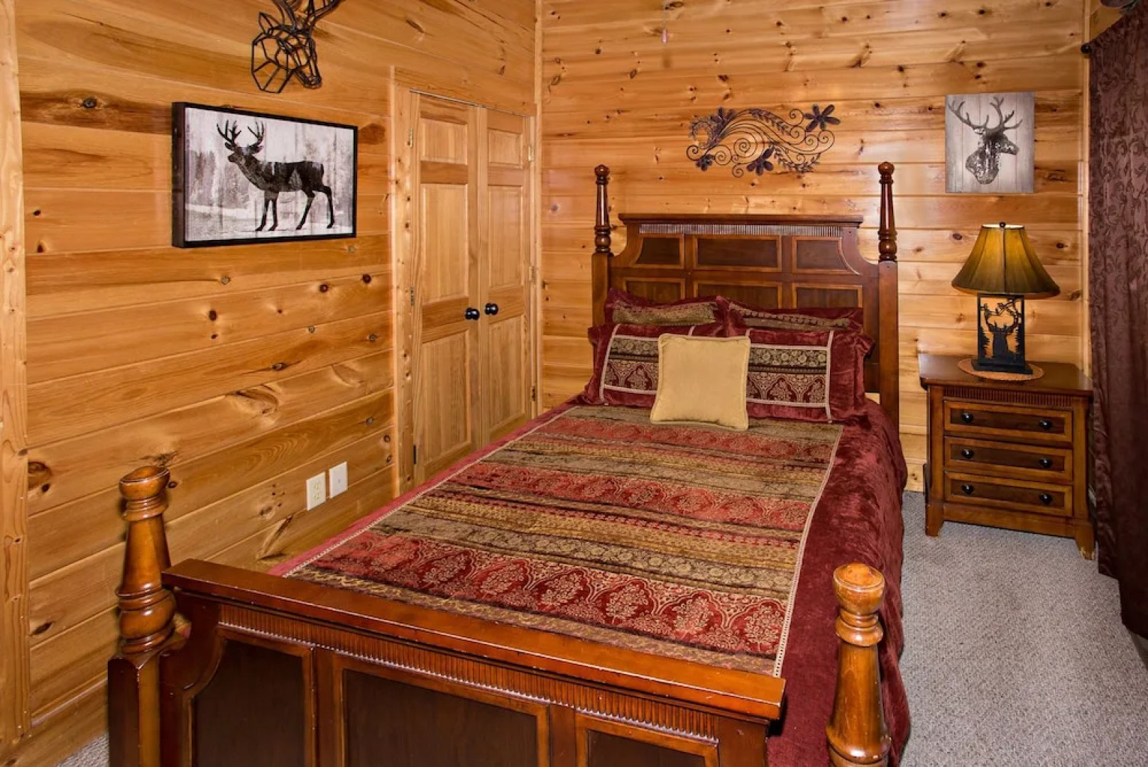 Knockin' On Heaven's Door - 5 Br cabin by RedAwning