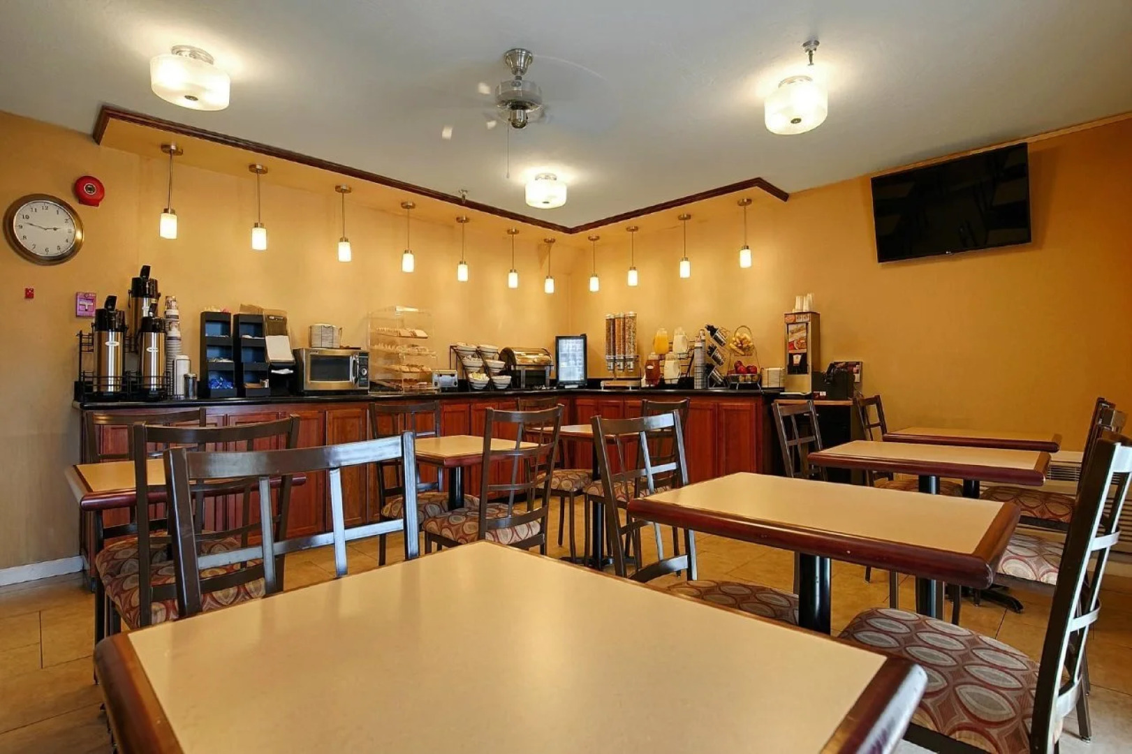 Best Western Plus Executive Inn & Suites