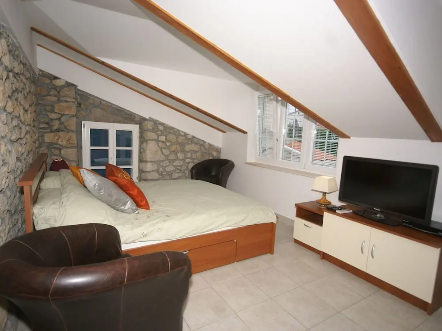 Cozy Apartment in Novi Vinodolski With a Swimming Pool