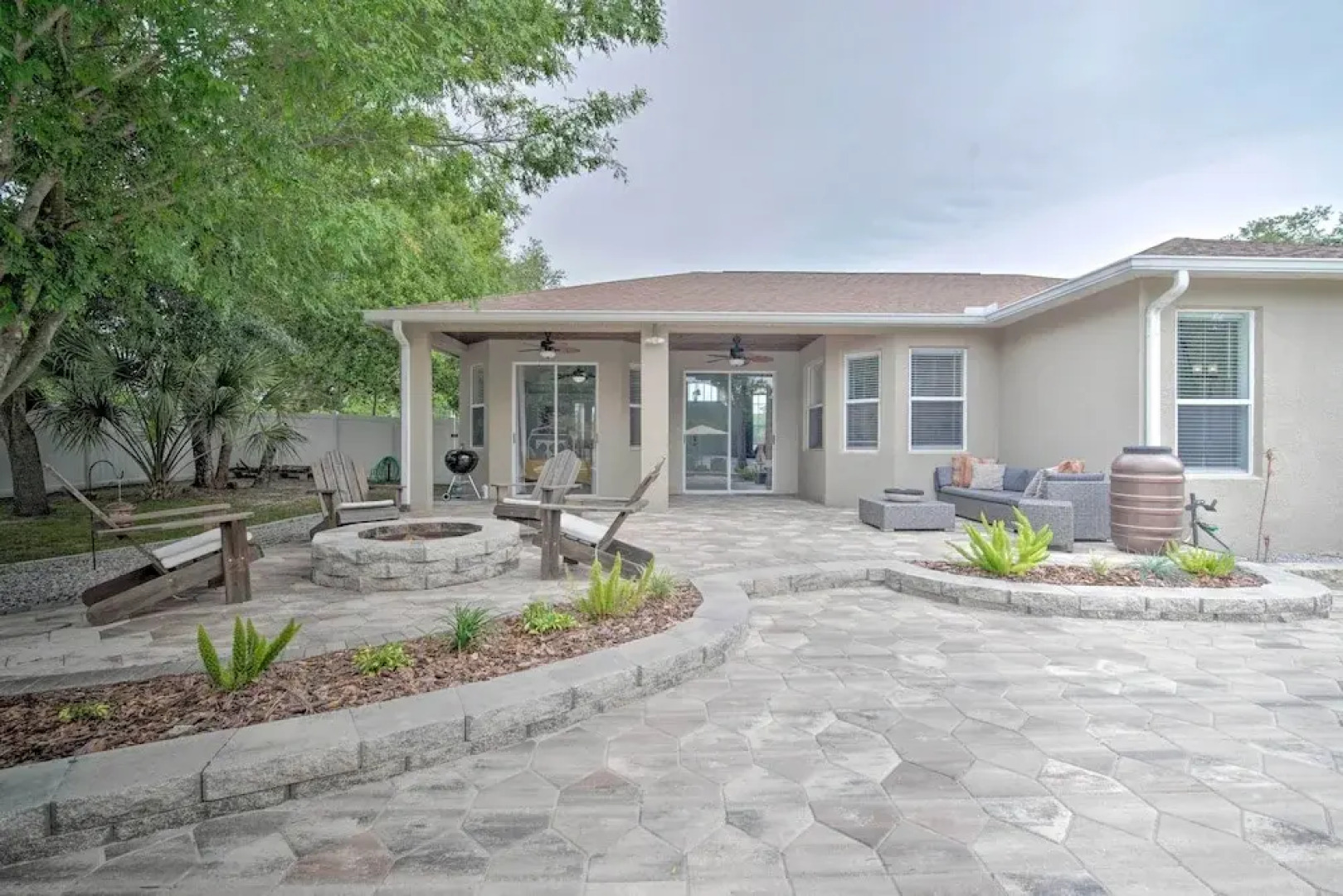 Airy Crystal River Retreat w/ Backyard Oasis!